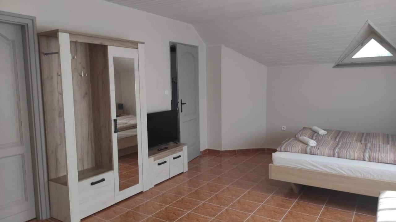 Silence Apartmanház Zalakaros Exteriér fotografie