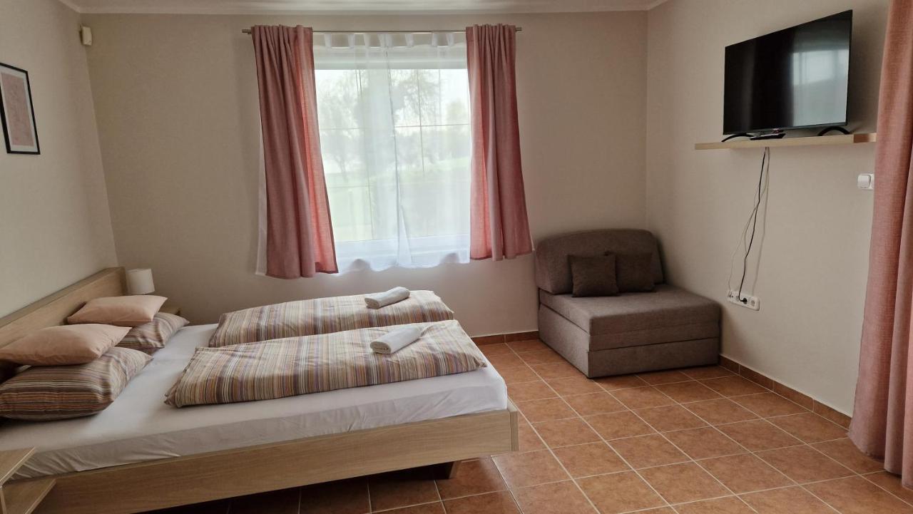 Silence Apartmanház Zalakaros Exteriér fotografie
