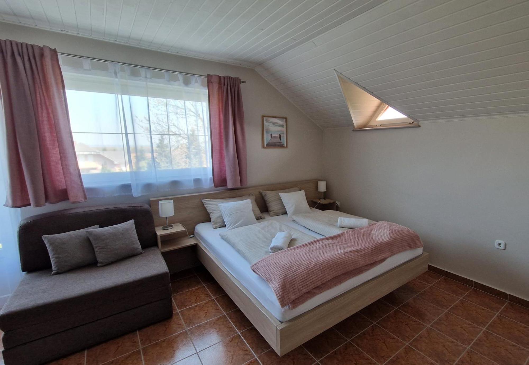 Silence Apartmanház Zalakaros Exteriér fotografie